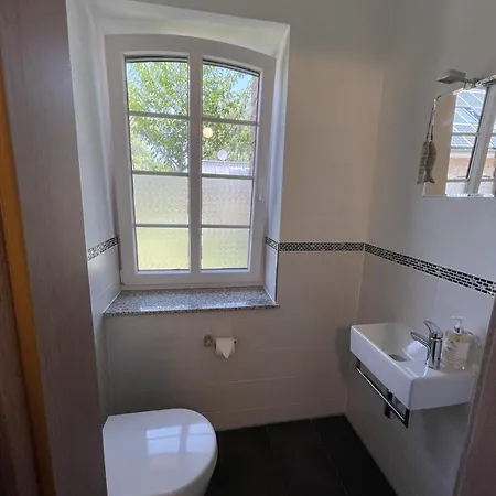 Haus Am Dorfteich B Eingefriedet * Fehmarn