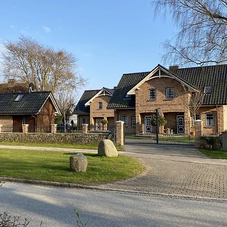 Ferienhaus Haus Am Dorfteich B Eingefriedet *