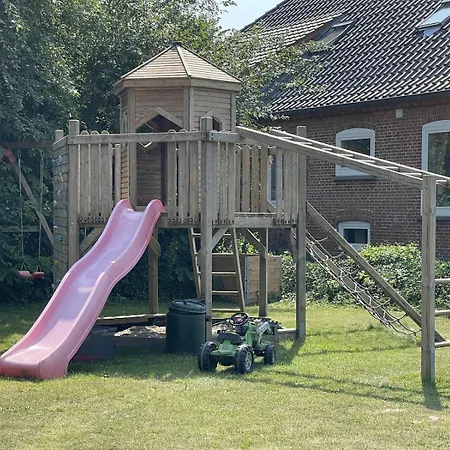 Haus Am Dorfteich B Eingefriedet Ferienhaus *