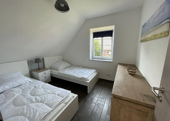 Haus Am Dorfteich B Eingefriedet *