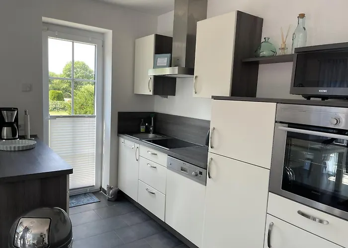 Haus Am Dorfteich B Eingefriedet * Fehmarn